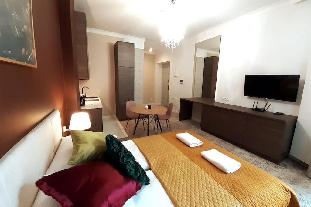קרקוב Luxury Apartment - Rakowicka 6 מראה חיצוני תמונה
