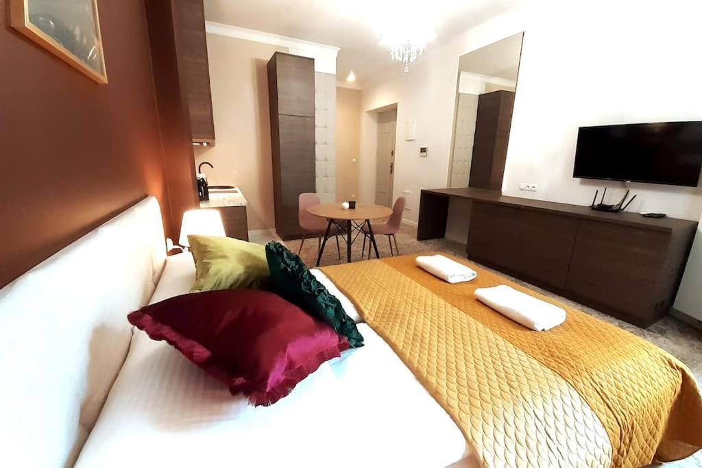 קרקוב Luxury Apartment - Rakowicka 6 מראה חיצוני תמונה